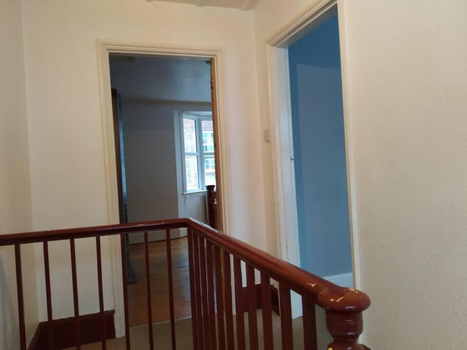 ברייטון Spacious 2 Bed Maisonette Near Town, That Sleeps 6 מראה חיצוני תמונה